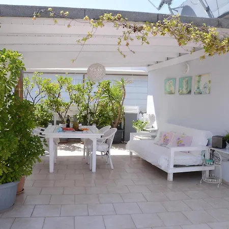 Maisonete Near & Center Appartement